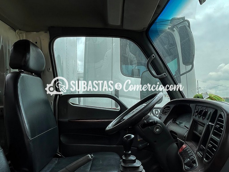 7.Interior Carro.JPG